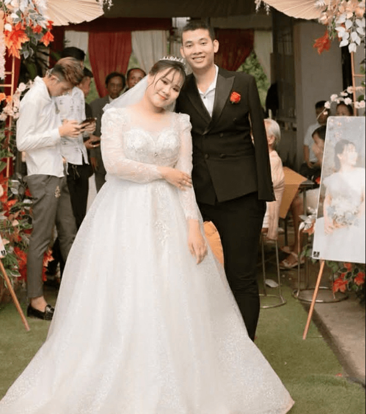 “Anh buông tay vì mất 2 tay, 1 chân sau tai nạn – Cô gái ở Huế làm điều không ai ngờ: Cưới anh và nói một câu khiến hàng triệu người nghẹn lại”